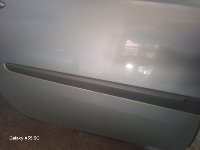 bontott RENAULT LAGUNA II Jobb hátsó Ajtó (Részeivel)