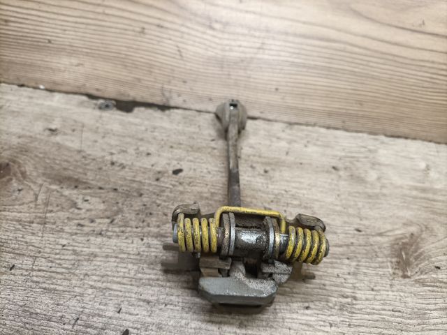 bontott RENAULT LAGUNA II Jobb hátsó Ajtóhatároló