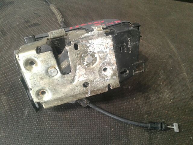 bontott RENAULT LAGUNA II Jobb hátsó Ajtózár