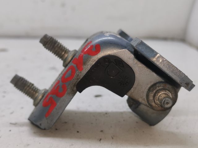 bontott RENAULT LAGUNA II Jobb hátsó Felső Zsanér