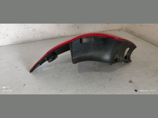 bontott RENAULT LAGUNA II Jobb Hátsó Lámpa
