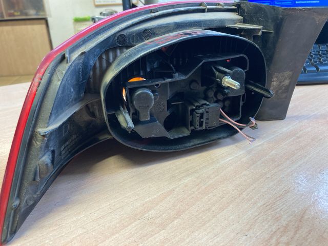 bontott RENAULT LAGUNA II Jobb Hátsó Lámpa