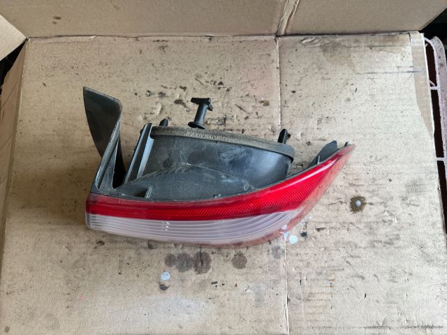 bontott RENAULT LAGUNA II Jobb Hátsó Lámpa