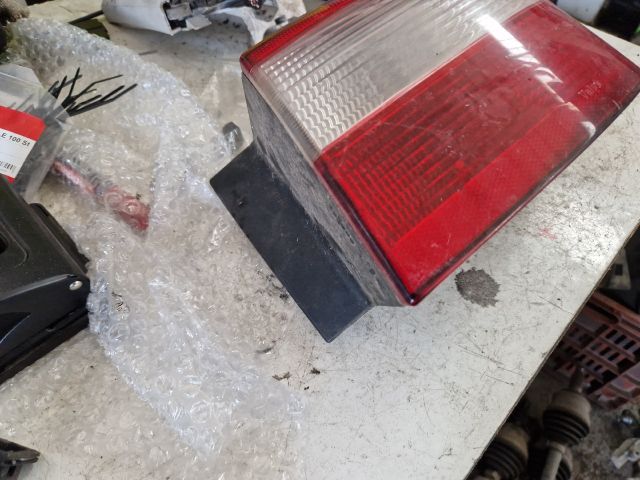 bontott RENAULT LAGUNA II Jobb Hátsó Lámpa