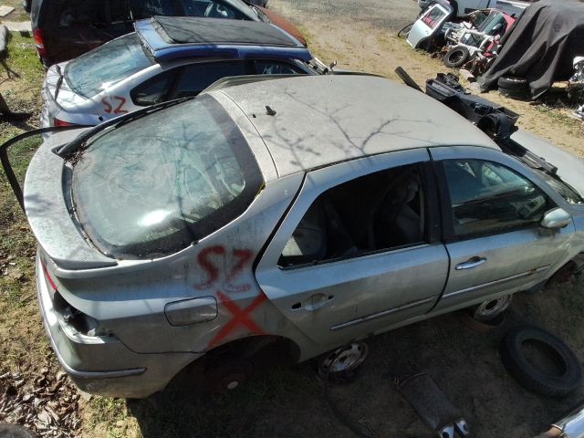 bontott RENAULT LAGUNA II Jobb hátsó Sárvédő