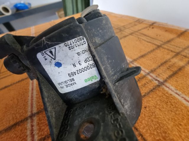 bontott RENAULT LAGUNA II Jobb Ködfényszóró
