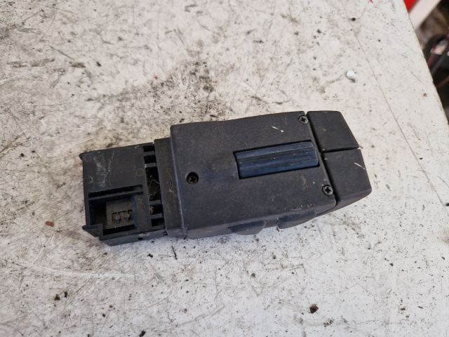 bontott RENAULT LAGUNA II Jobb Multikormány Kapcsoló