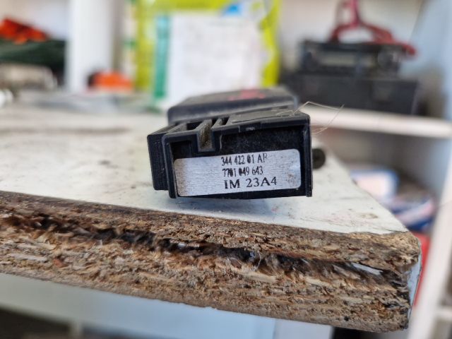 bontott RENAULT LAGUNA II Jobb Multikormány Kapcsoló