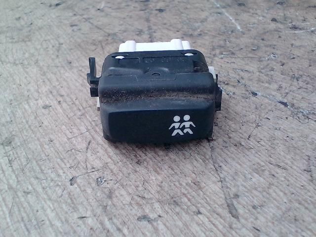 bontott RENAULT LAGUNA II Kapcsoló (Magában)