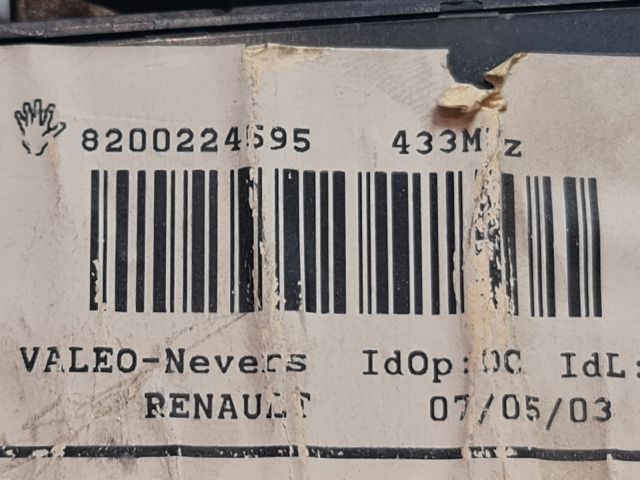 bontott RENAULT LAGUNA II Kártyaolvasó