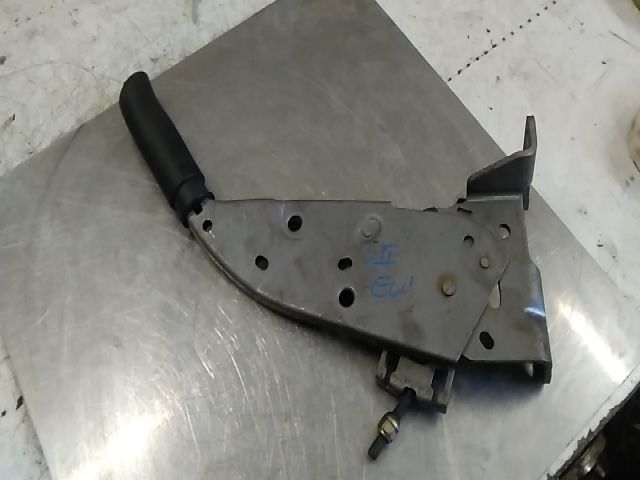 bontott RENAULT LAGUNA II Kézifék Kar