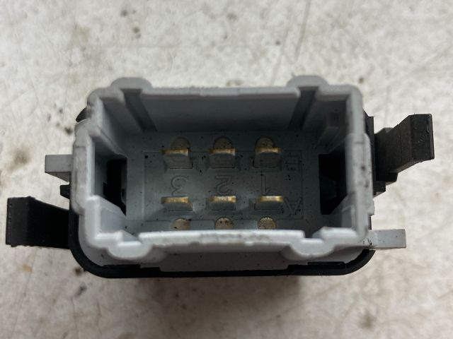 bontott RENAULT LAGUNA II Kipörgésgátló Kapcsoló