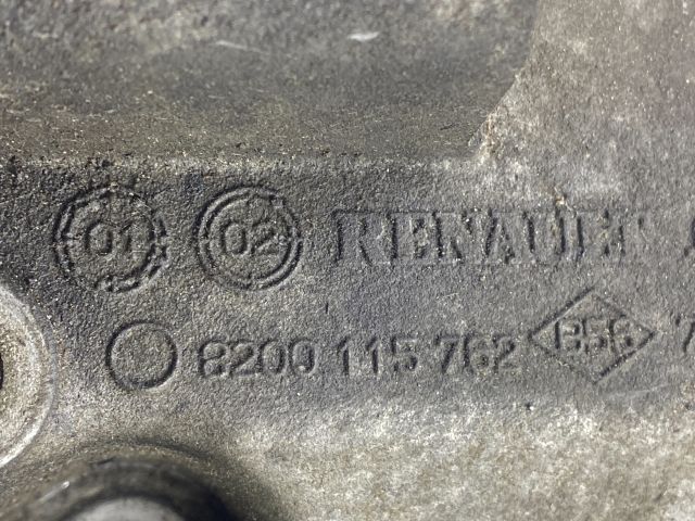 bontott RENAULT LAGUNA II Klímakompresszor Tartó Bak