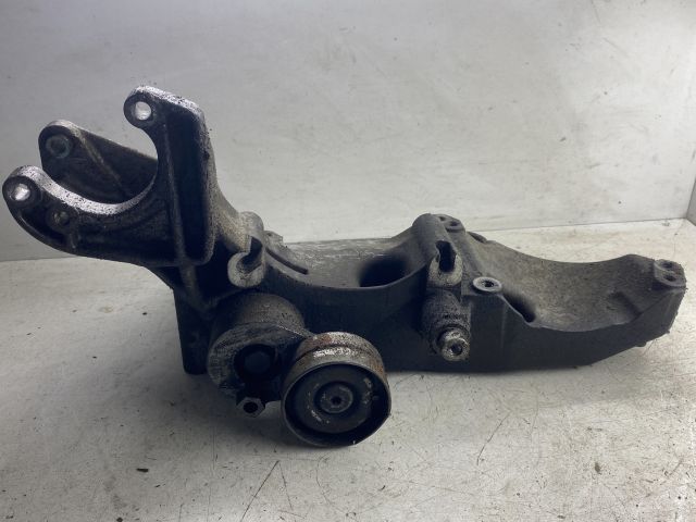 bontott RENAULT LAGUNA II Klímakompresszor Tartó Bak