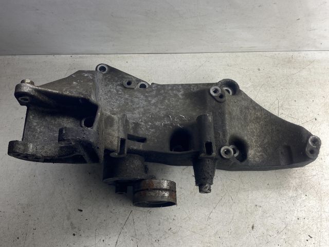 bontott RENAULT LAGUNA II Klímakompresszor Tartó Bak