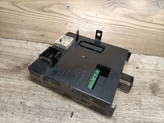 bontott RENAULT LAGUNA II Komfort Elektronika