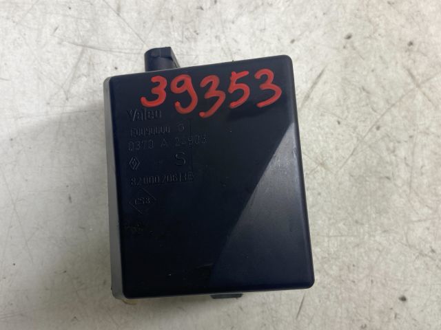 bontott RENAULT LAGUNA II Kormányzár (Elektromos)