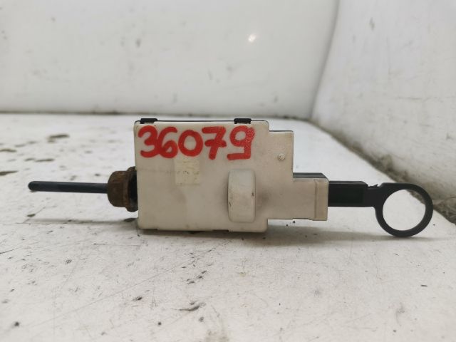 bontott RENAULT LAGUNA II Központizár Motor Tankajtó