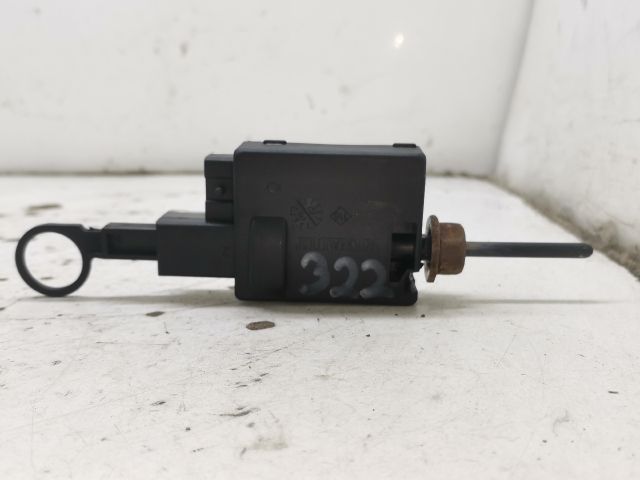 bontott RENAULT LAGUNA II Központizár Motor Tankajtó