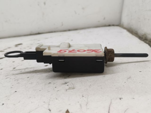 bontott RENAULT LAGUNA II Központizár Motor Tankajtó