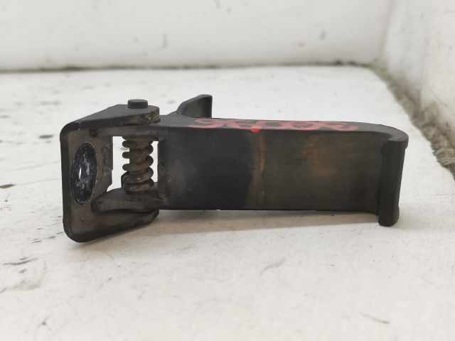 bontott RENAULT LAGUNA II Motorháztető Nyitó Kar / Gomb