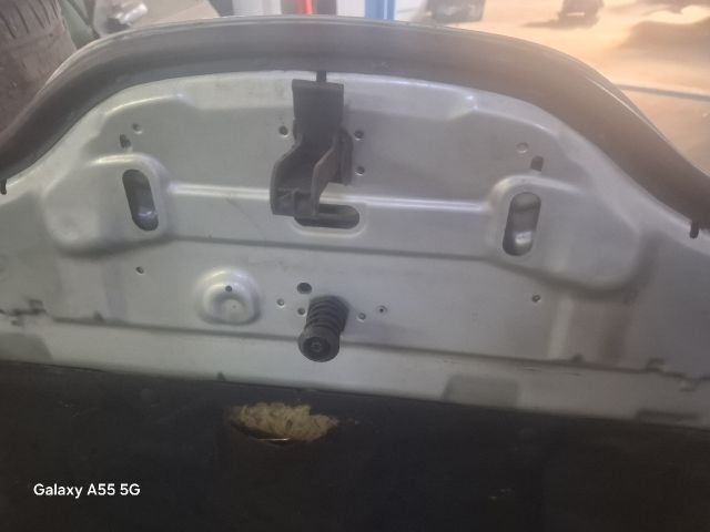 bontott RENAULT LAGUNA II Motorháztető