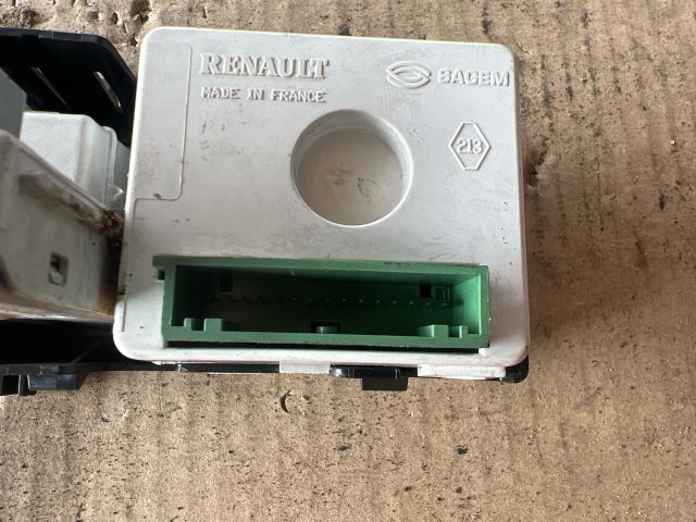 bontott RENAULT LAGUNA II Multifunkciós Kijelző