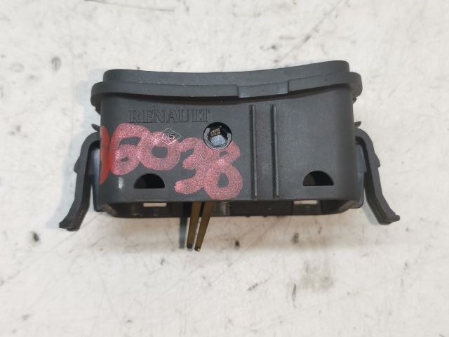 bontott RENAULT LAGUNA II Műszerfal Fényerő Szabályzó