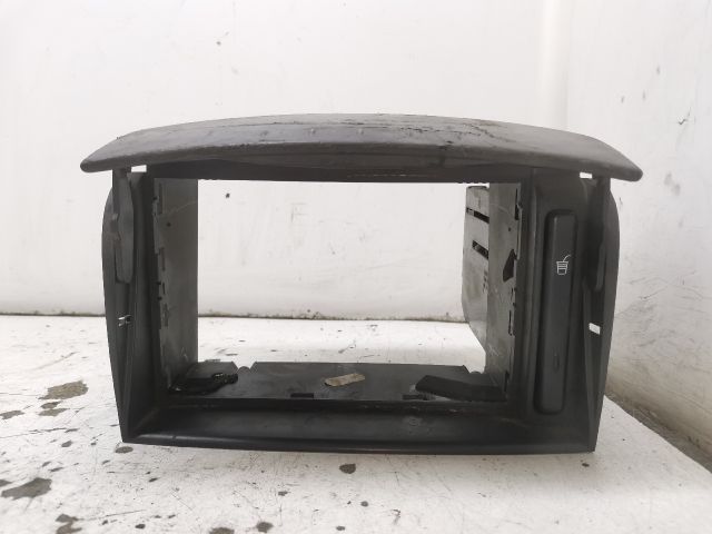 bontott RENAULT LAGUNA II Pohártartó