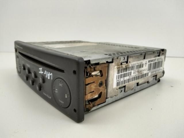 bontott RENAULT LAGUNA II Rádió / CD
