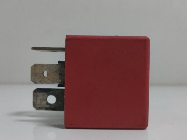 bontott RENAULT LAGUNA II Relé