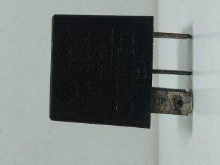 bontott RENAULT LAGUNA II Relé