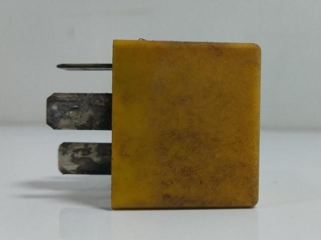 bontott RENAULT LAGUNA II Relé