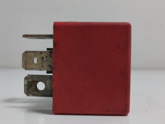 bontott RENAULT LAGUNA II Relé