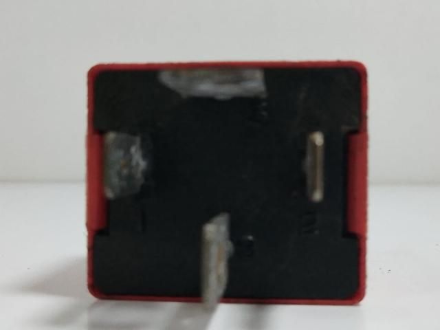 bontott RENAULT LAGUNA II Relé