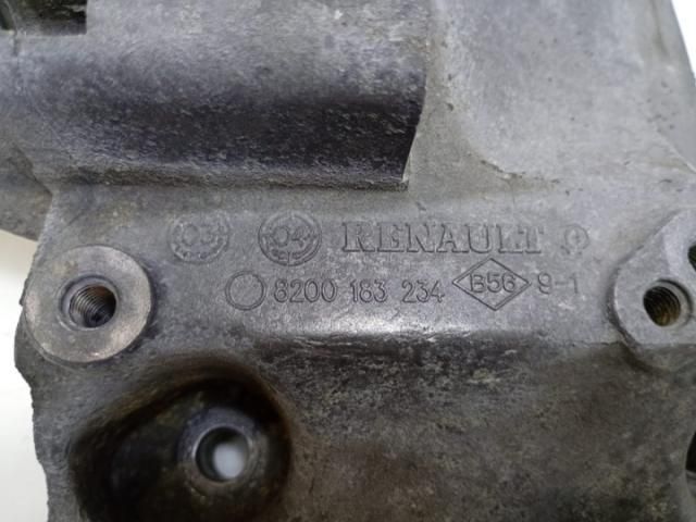 bontott RENAULT LAGUNA II Tartó Bak