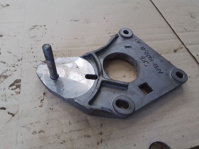 bontott RENAULT LAGUNA II Tartó Bak