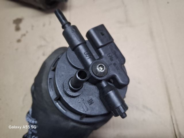 bontott RENAULT LAGUNA II Üzemanyagszűrő Ház