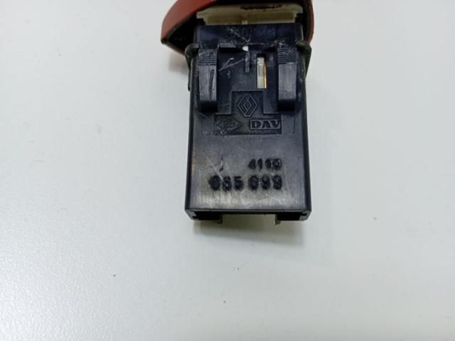 bontott RENAULT LAGUNA II Vészvillogó Kapcsoló