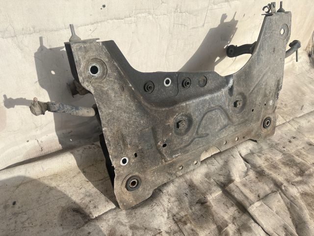 bontott RENAULT LAGUNA III Első Bölcső