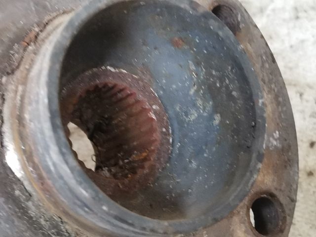 bontott RENAULT LAGUNA III Jobb első Kerékagy