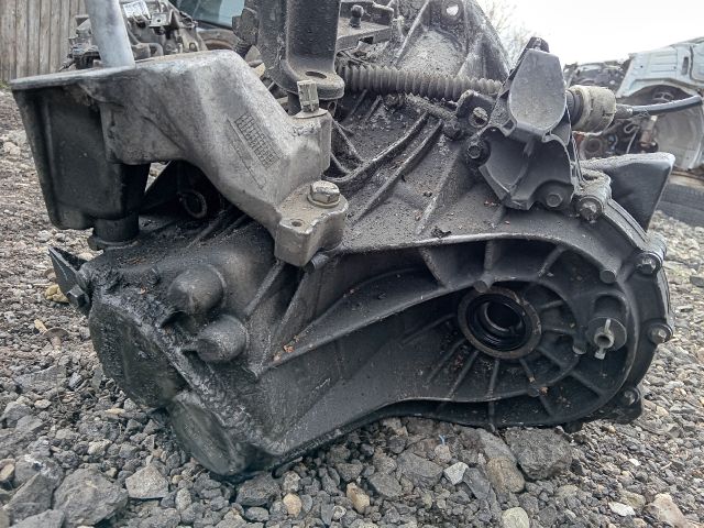 bontott RENAULT LAGUNA III Váltó (Mechanikus)