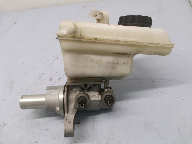 bontott RENAULT LAGUNA III Főfékhenger