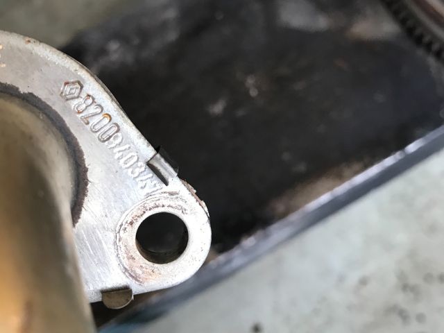 bontott RENAULT LAGUNA III EGR Hűtő Cső