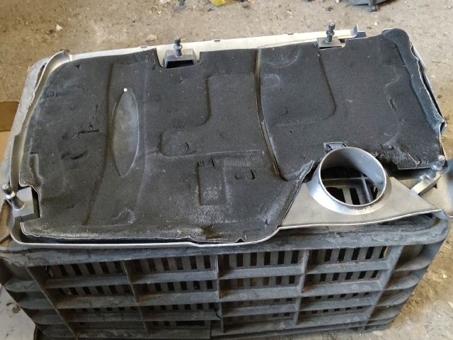 bontott RENAULT LAGUNA III Felső Motorburkolat