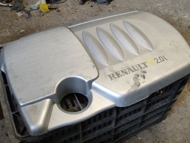 bontott RENAULT LAGUNA III Felső Motorburkolat