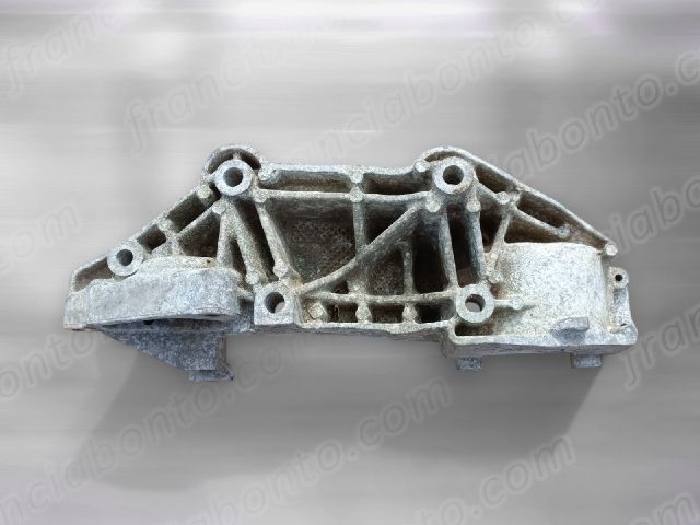 bontott RENAULT LAGUNA III Generátor Tartó Bak