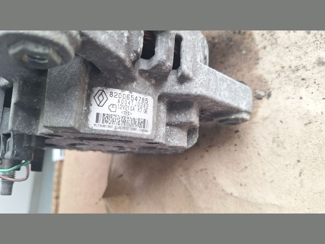 bontott RENAULT LAGUNA III Generátor