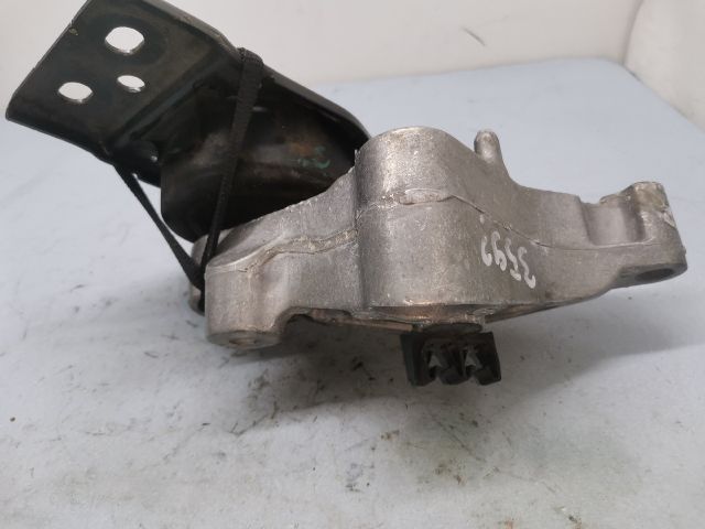 bontott RENAULT LAGUNA III Motor Tartó Bak Bal