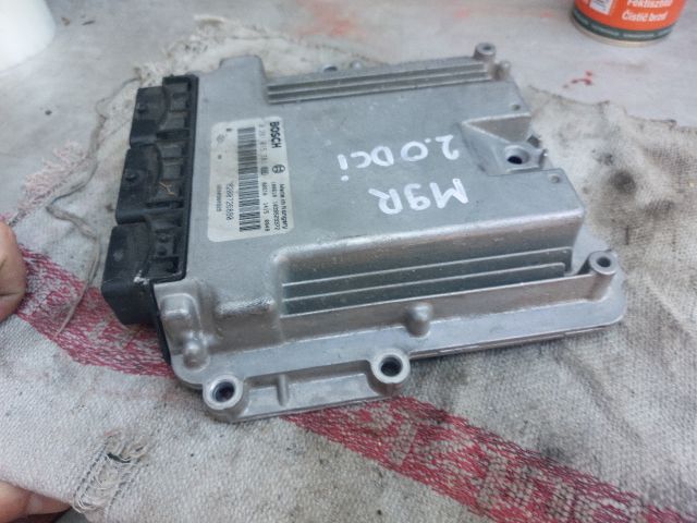 bontott RENAULT LAGUNA III Motorvezérlő